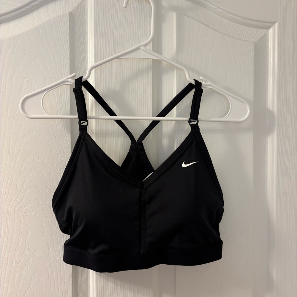 Nike dry fit sports bra. Never worn